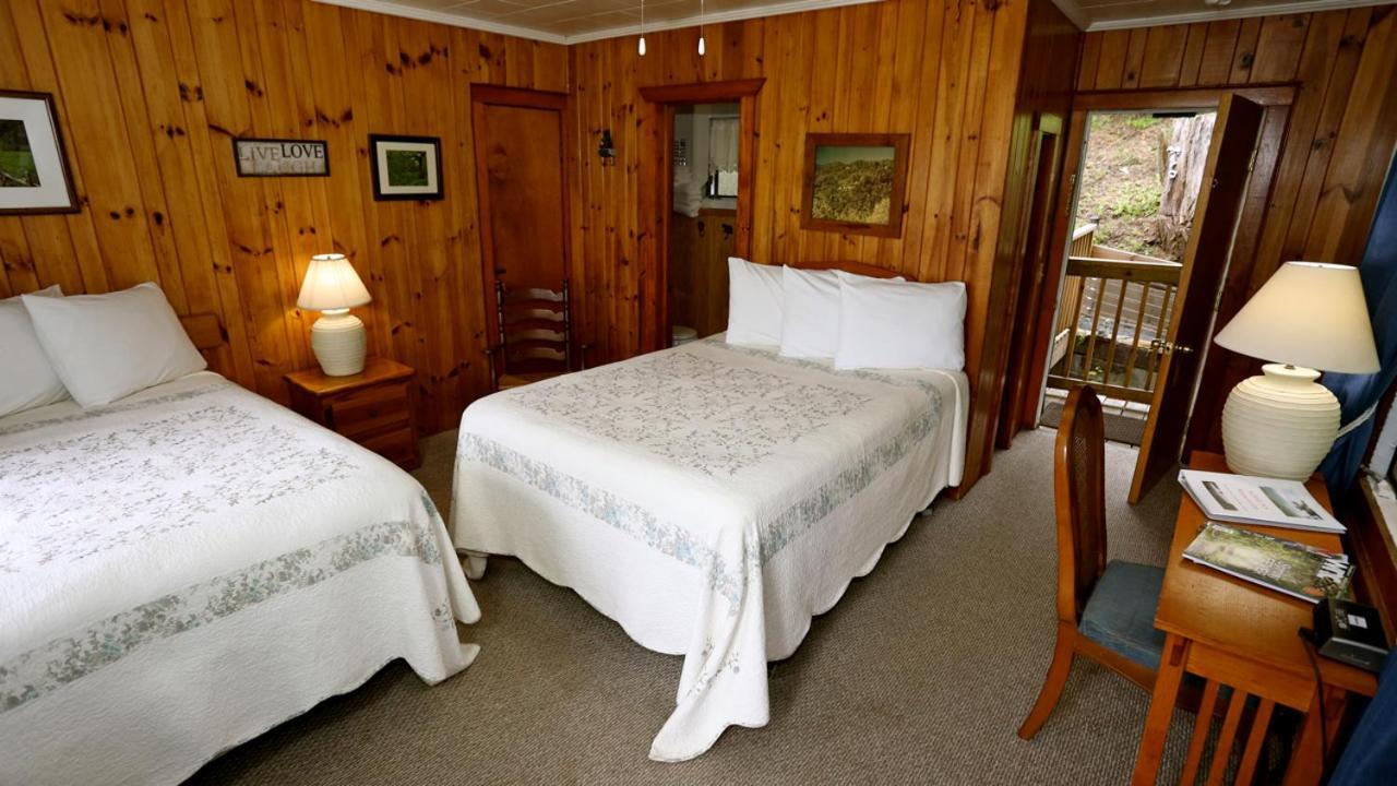 Alpine Inn Little Switzerland Esterno foto