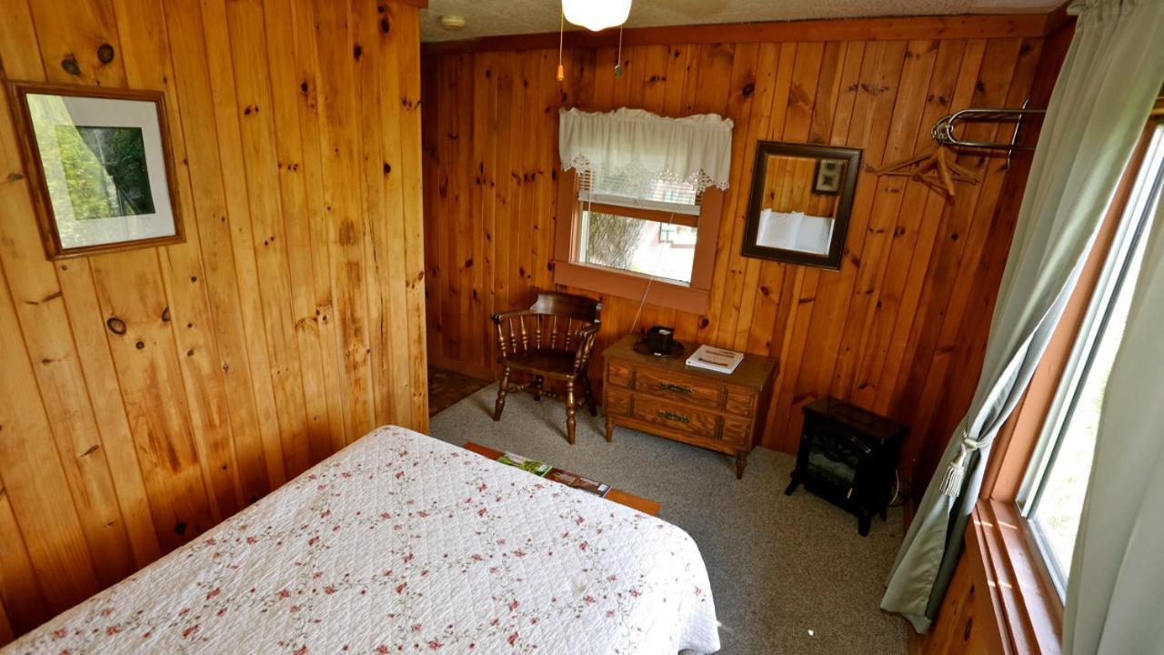Alpine Inn Little Switzerland Esterno foto