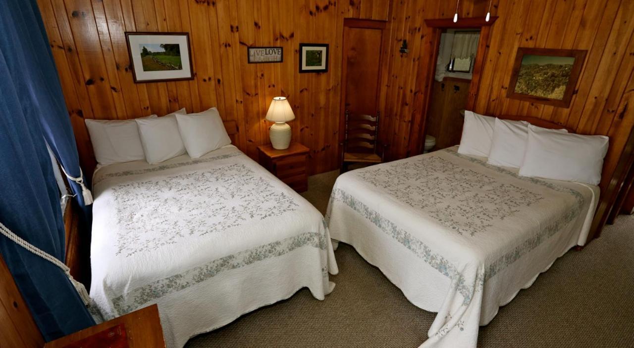 Alpine Inn Little Switzerland Esterno foto