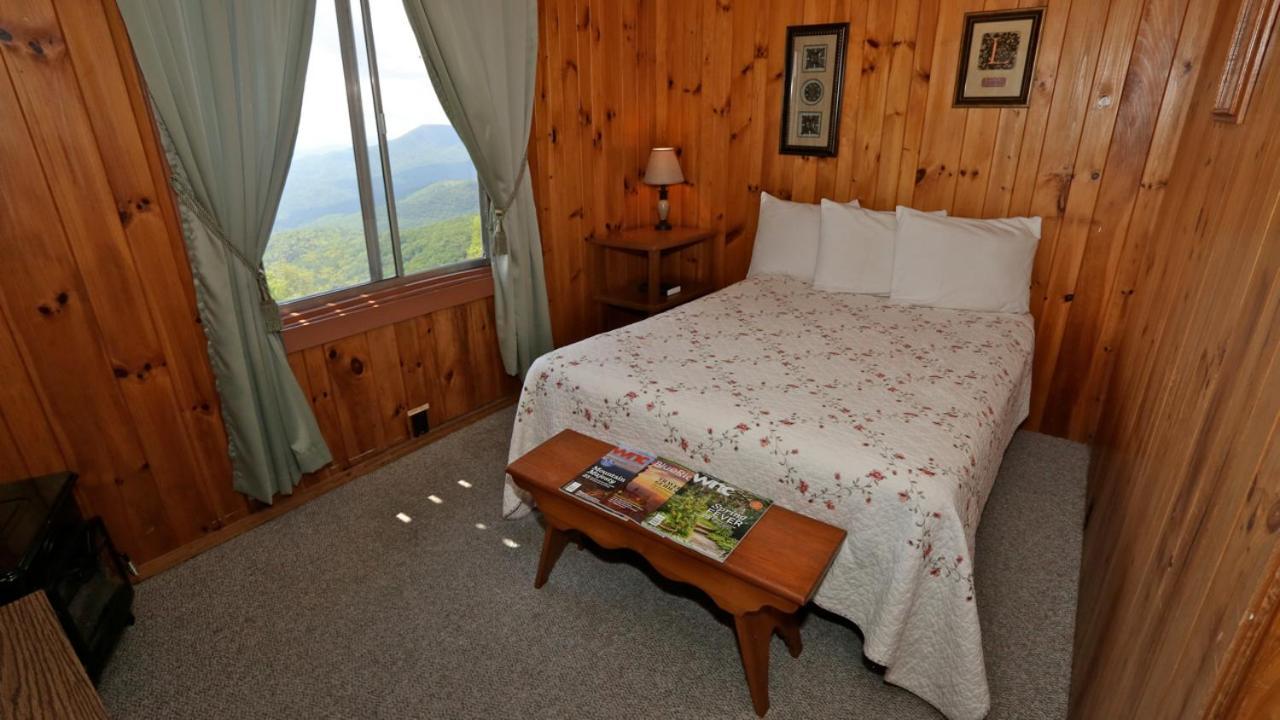 Alpine Inn Little Switzerland Esterno foto